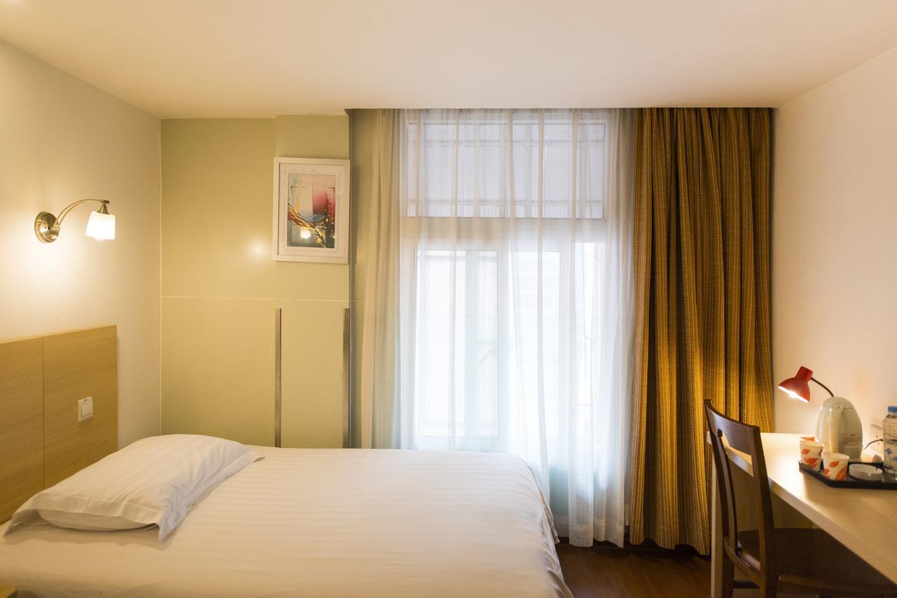 Motel Chongqing Jiefangbai Hongyadong Pedestrian Street 外观 照片